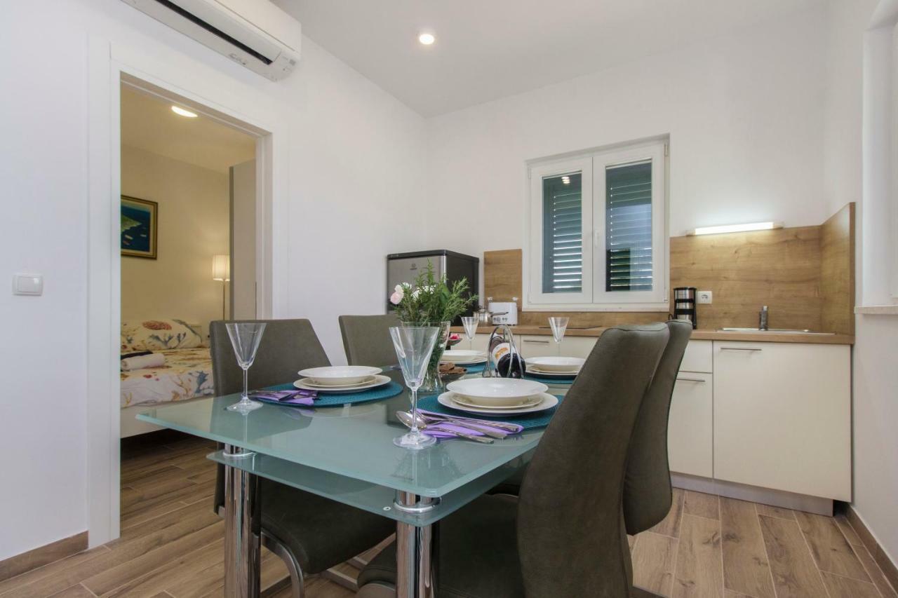 Apartamento Riva Isla Isla Krapanj Exterior foto
