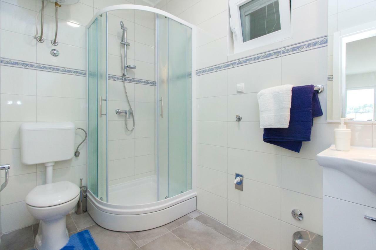Apartamento Riva Isla Isla Krapanj Exterior foto