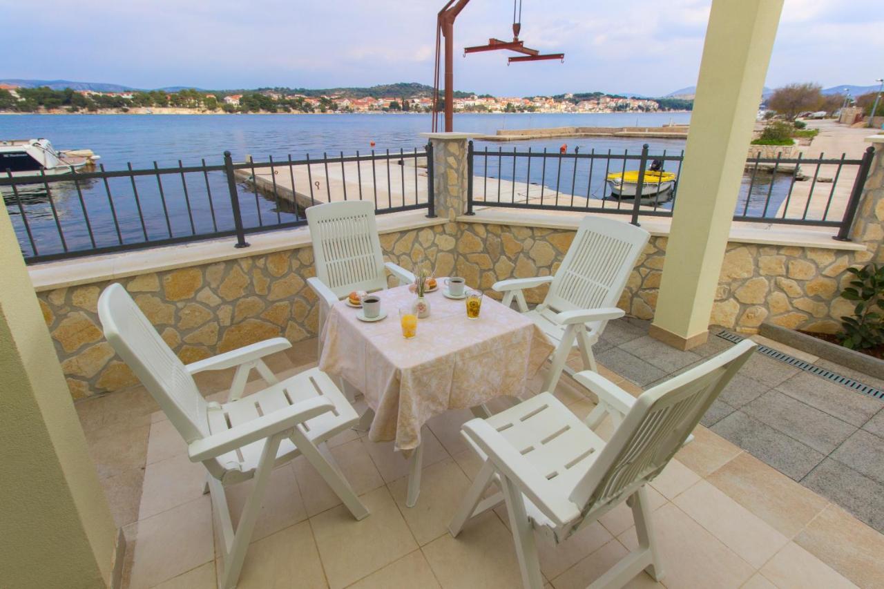 Apartamento Riva Isla Isla Krapanj Exterior foto
